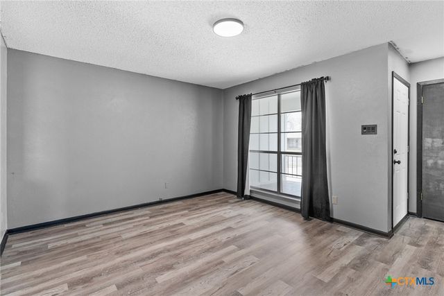 1401 Pine Drive, Killeen, TX 76543