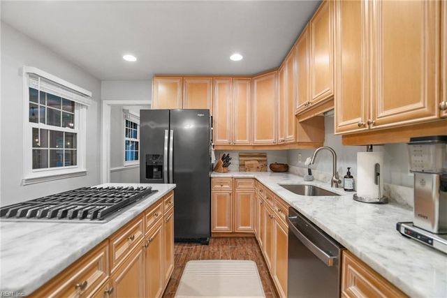 3105 E Cheltingham PL, Virginia Beach, VA 23452