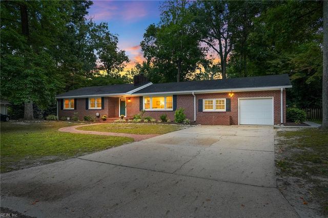 3105 E Cheltingham PL, Virginia Beach, VA 23452
