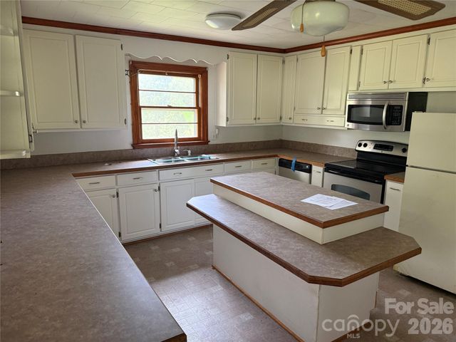 369 Monticello Road, Statesville, NC 28625
