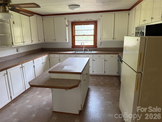 369 Monticello Road, Statesville, NC 28625