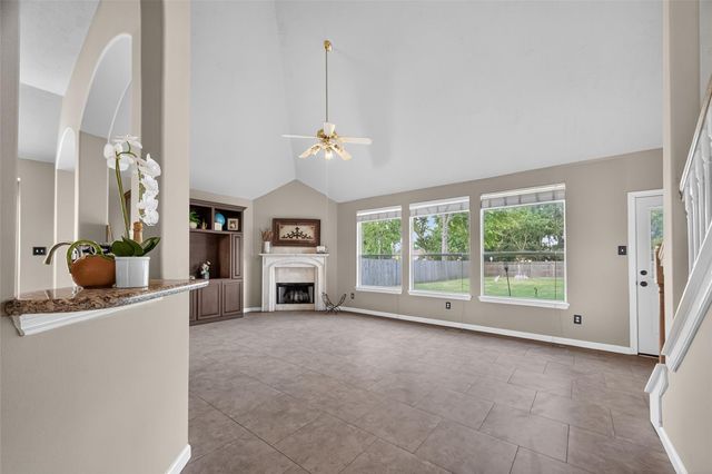 19207 Pinewood Mist Lane, Humble, TX 77346