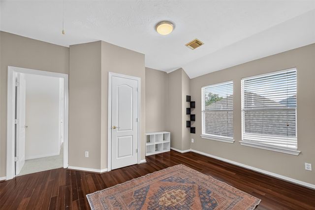 19207 Pinewood Mist Lane, Humble, TX 77346