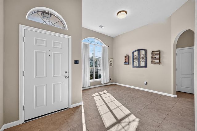 19207 Pinewood Mist Lane, Humble, TX 77346