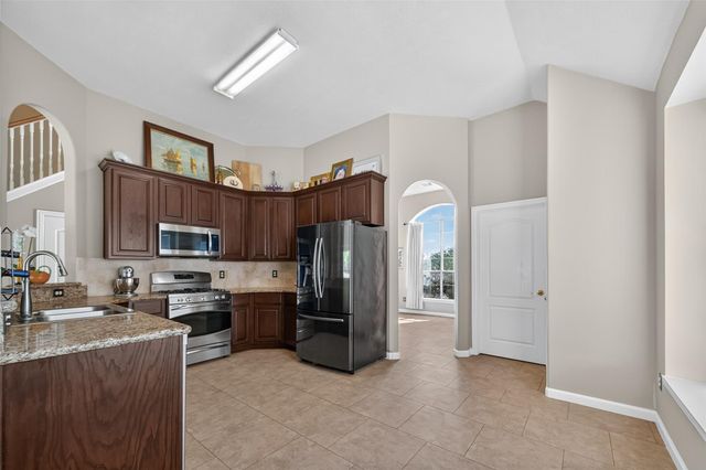 19207 Pinewood Mist Lane, Humble, TX 77346