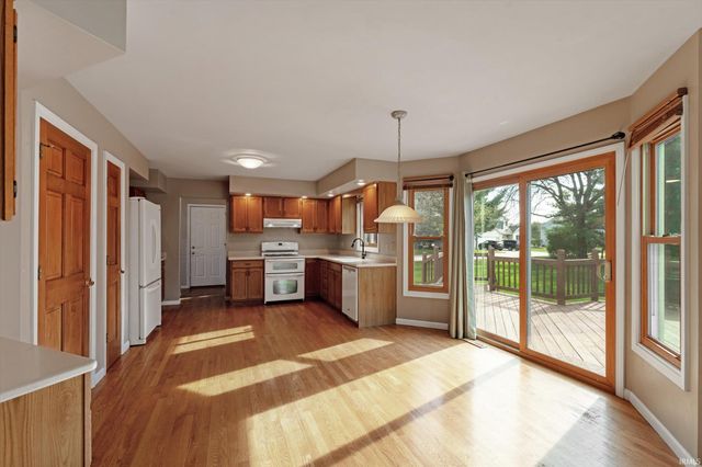 51595 Harvester Drive, Granger, IN 46530