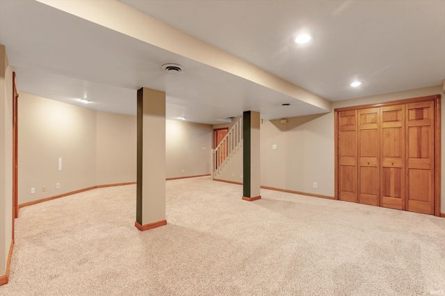 51595 Harvester Drive, Granger, IN 46530