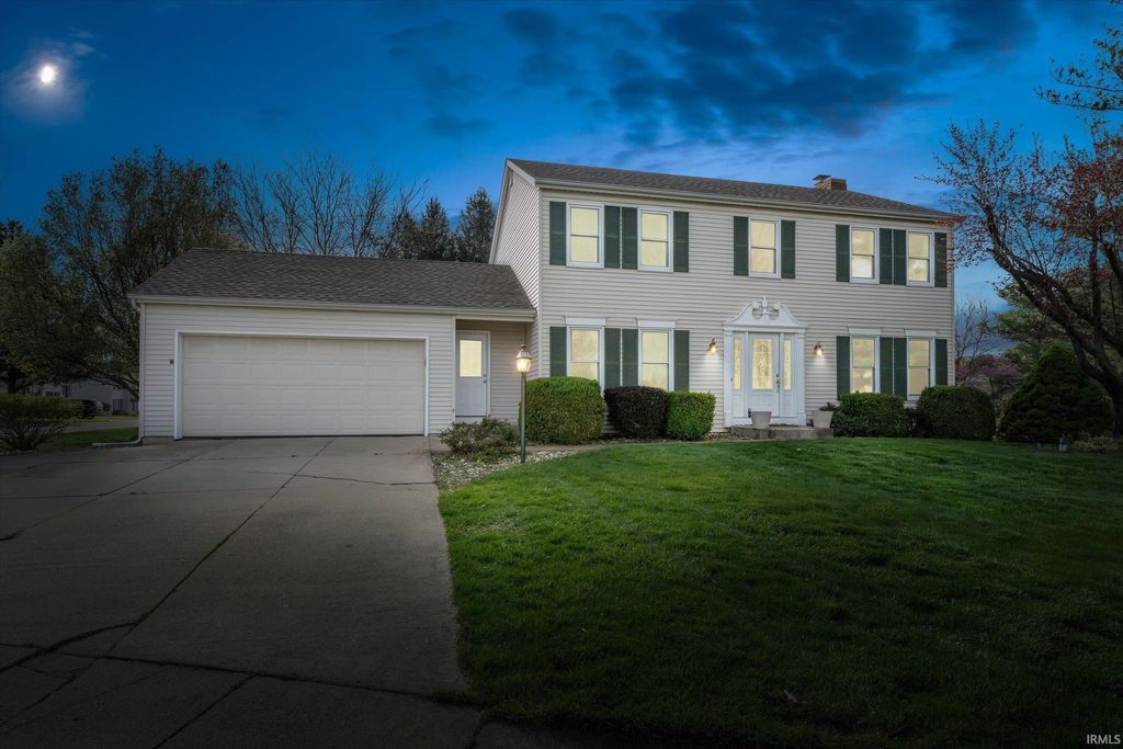 51595 Harvester Drive, Granger, IN 46530