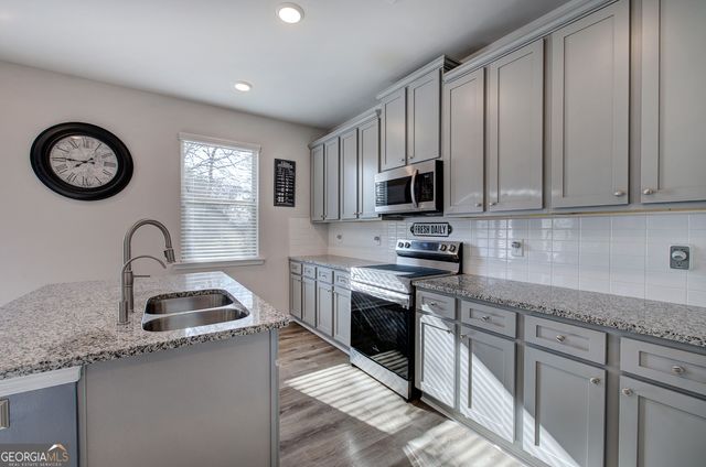 502 McGinnis, Calhoun, GA 30701