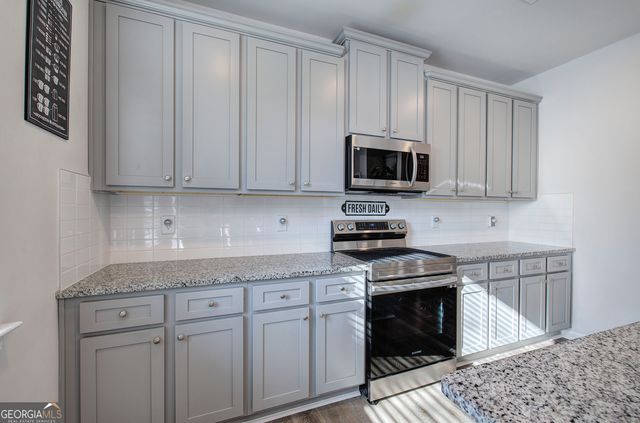 502 McGinnis, Calhoun, GA 30701