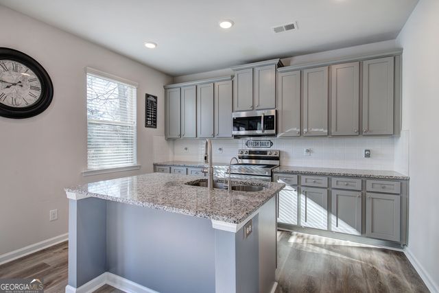 502 McGinnis, Calhoun, GA 30701