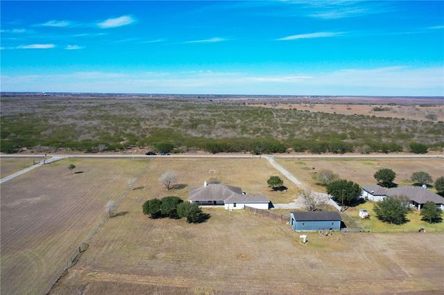 5418 County Road 101, Robstown, TX 78380