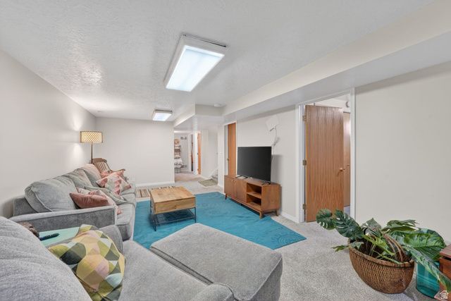 791 E CASA BLANCA CIR, Midvale, UT 84047