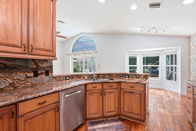 360 Hammocks Trail, Greenacres, FL 33413