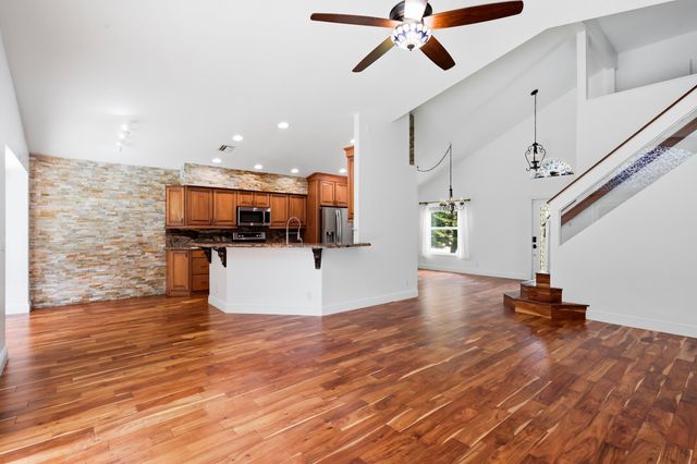 360 Hammocks Trail, Greenacres, FL 33413