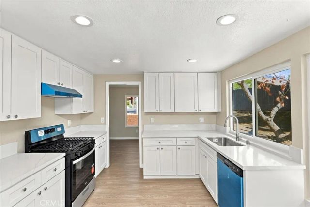 1580 Lakewood, Upland, CA 91786