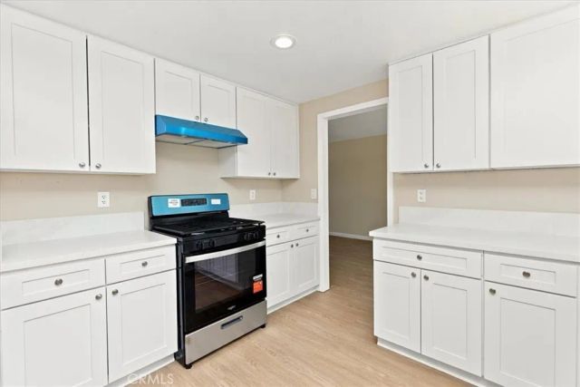 1580 Lakewood, Upland, CA 91786