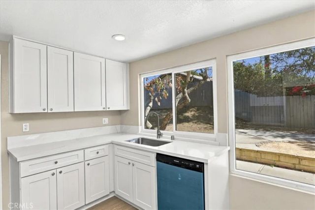 1580 Lakewood, Upland, CA 91786