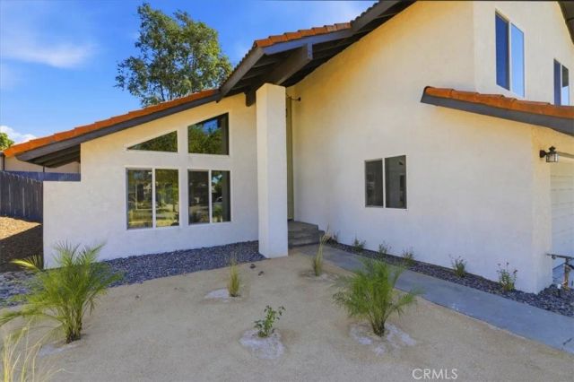 1580 Lakewood, Upland, CA 91786