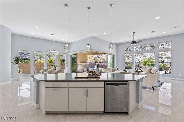 2951 The Peaks Lane, Las Vegas, NV 89138