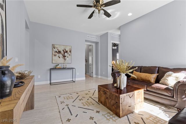 2951 The Peaks Lane, Las Vegas, NV 89138