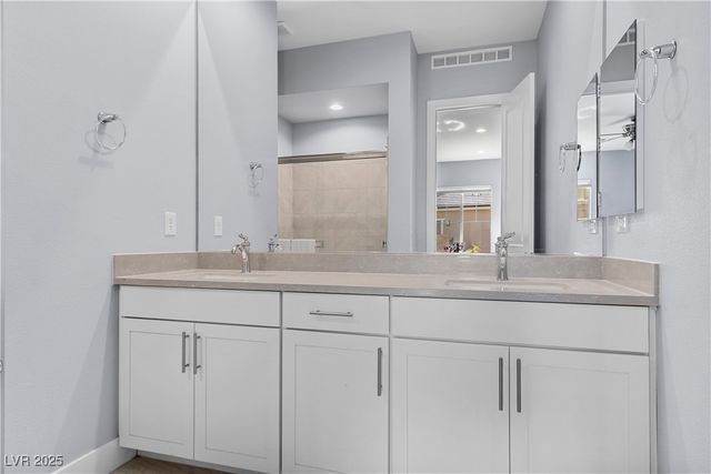 2951 The Peaks Lane, Las Vegas, NV 89138