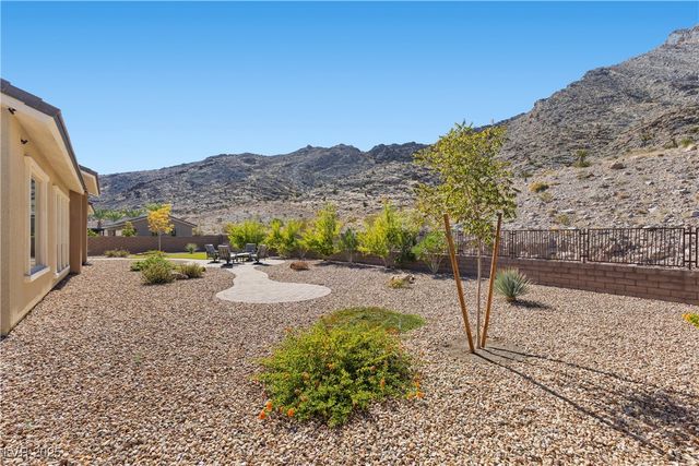 2951 The Peaks Lane, Las Vegas, NV 89138