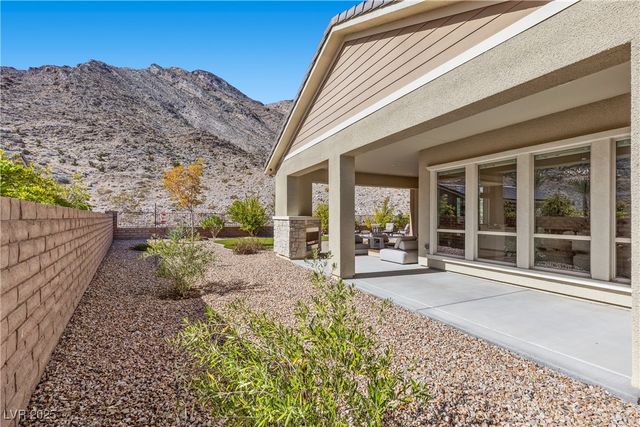 2951 The Peaks Lane, Las Vegas, NV 89138