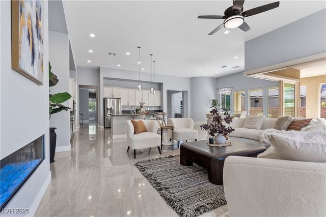 2951 The Peaks Lane, Las Vegas, NV 89138