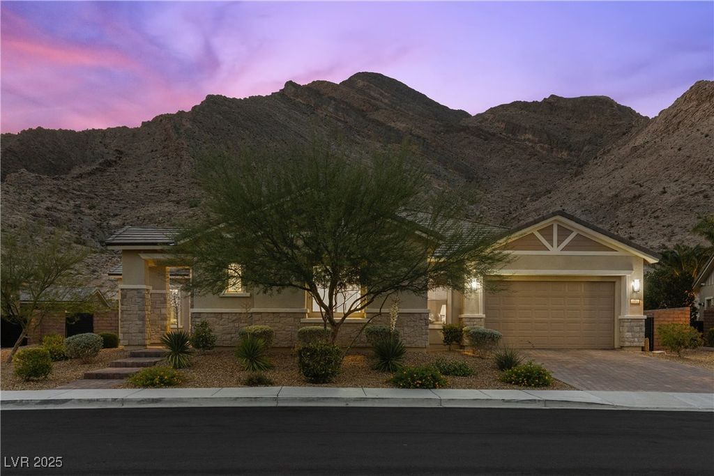 2951 The Peaks Lane, Las Vegas, NV 89138
