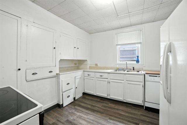 332 W Upton Avenue, Reed City, MI 49677