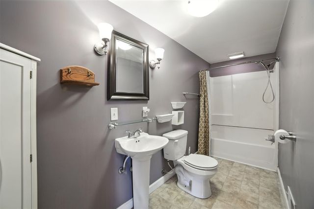 332 W Upton Avenue, Reed City, MI 49677