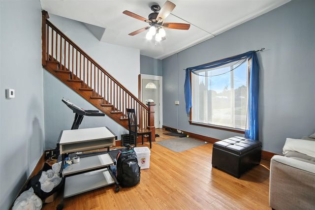 332 W Upton Avenue, Reed City, MI 49677