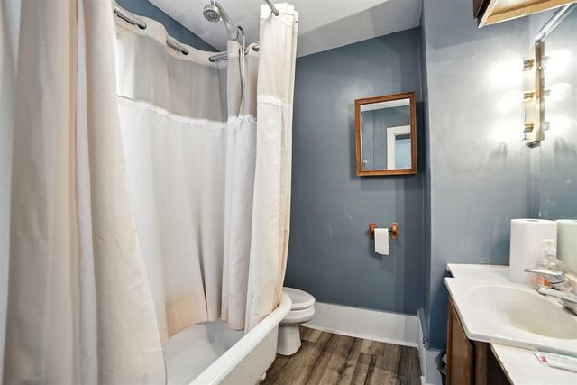 332 W Upton Avenue, Reed City, MI 49677