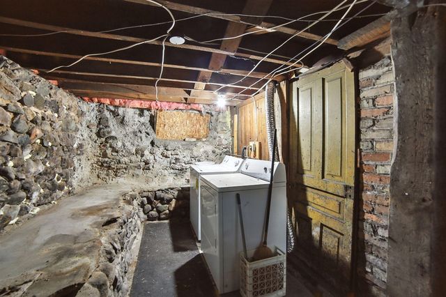 332 W Upton Avenue, Reed City, MI 49677