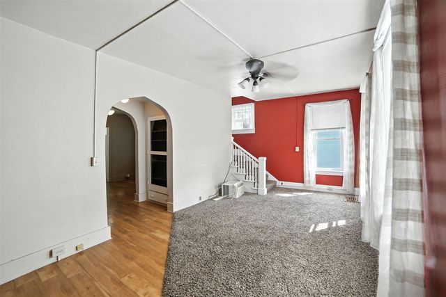 332 W Upton Avenue, Reed City, MI 49677