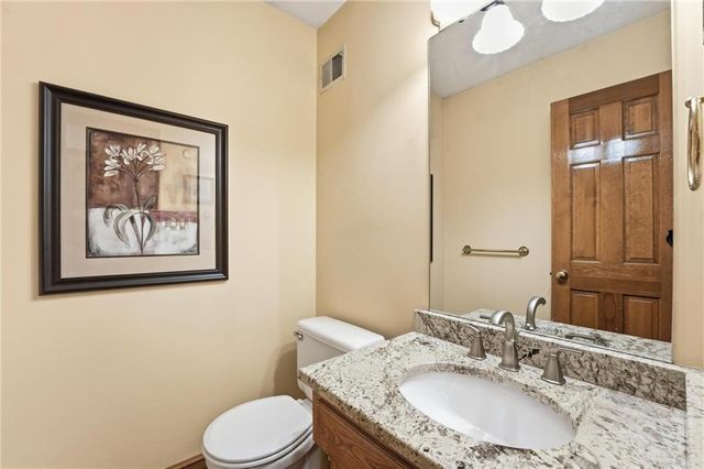 3825 NW 75th Street, Kansas City, MO 64151