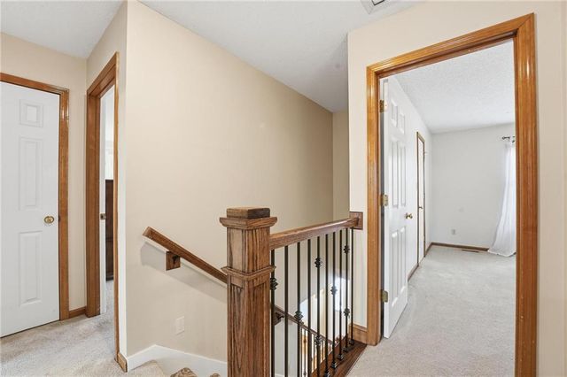 3825 NW 75th Street, Kansas City, MO 64151