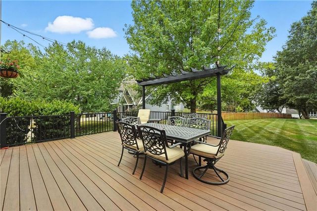 3825 NW 75th Street, Kansas City, MO 64151