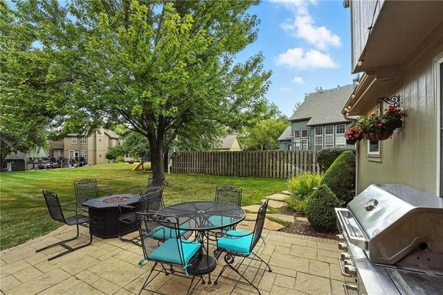 3825 NW 75th Street, Kansas City, MO 64151