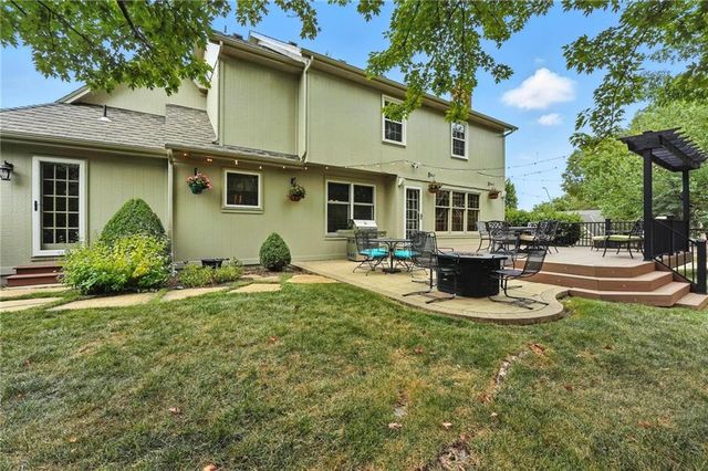 3825 NW 75th Street, Kansas City, MO 64151