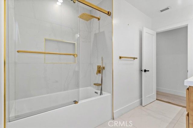 5450 Wortser Avenue, Sherman Oaks, CA 91401