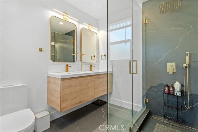 5450 Wortser Avenue, Sherman Oaks, CA 91401