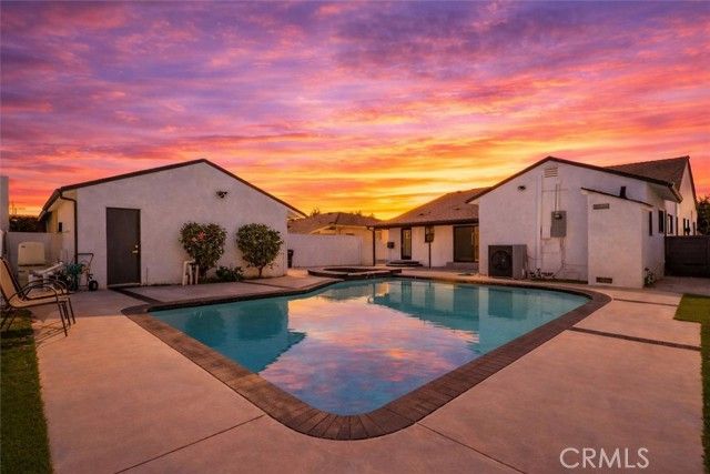 5450 Wortser Avenue, Sherman Oaks, CA 91401