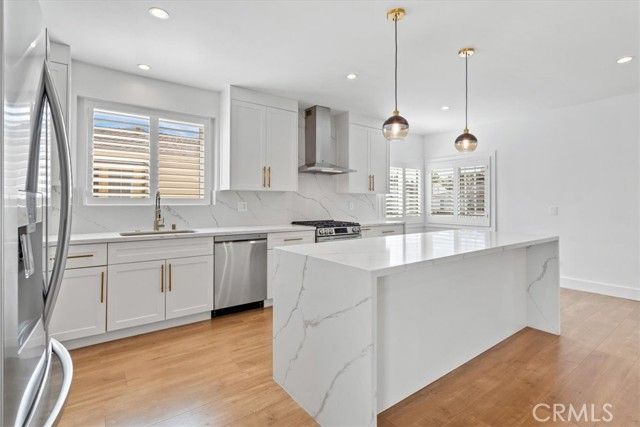 5450 Wortser Avenue, Sherman Oaks, CA 91401