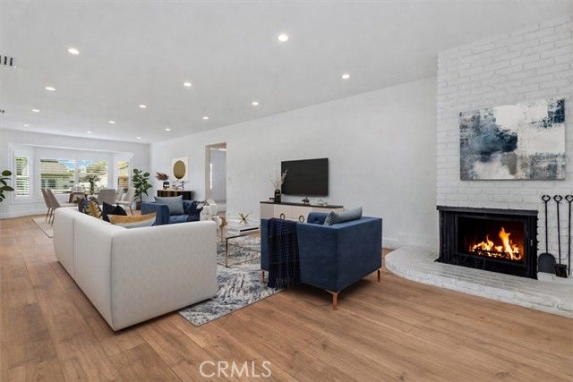 5450 Wortser Avenue, Sherman Oaks, CA 91401