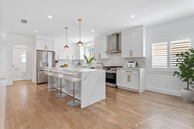 5450 Wortser Avenue, Sherman Oaks, CA 91401