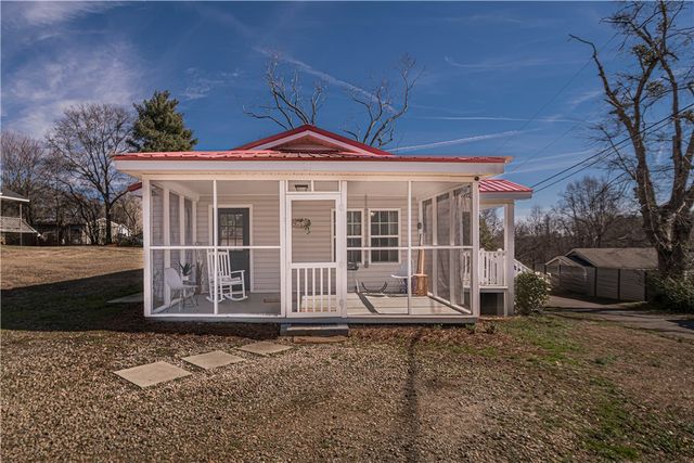 109 Pace Street, Easley, SC 29640