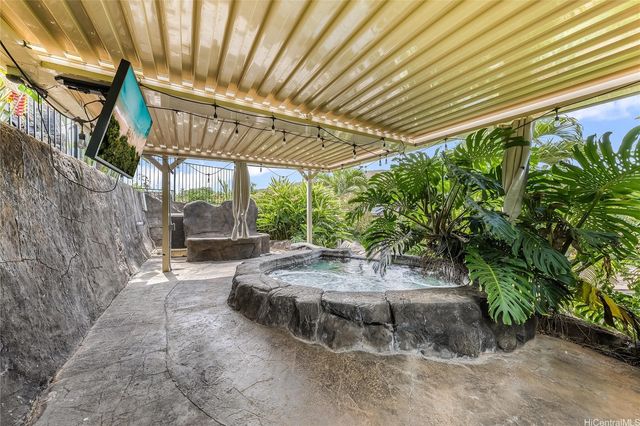 92-1273 Pueonani Street, Kapolei, HI 96707