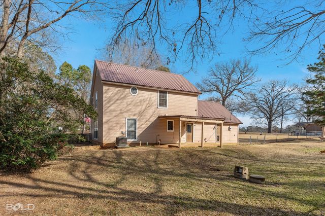 6231 Autumn Wood Circle, Haughton, LA 71037